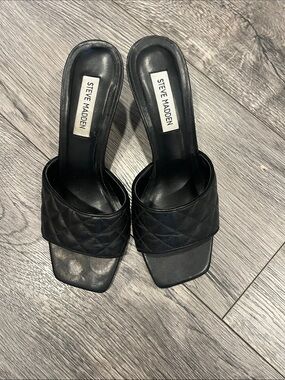 Steve Madden Black Quilted Slide Mules size 7.5